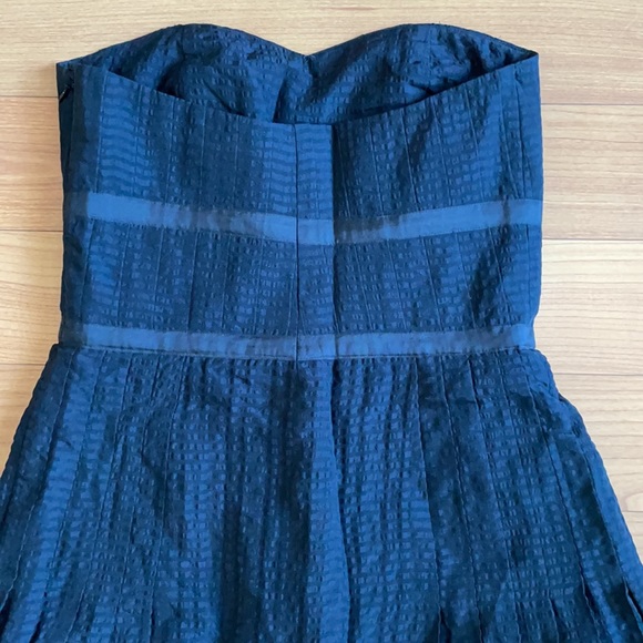 MARC JACOBS Silk Strapless Black Dress - Picture 5 of 8